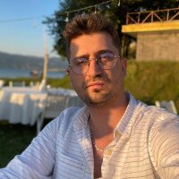 melihcokol profil fotoğrafı