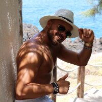 kingkhan profil fotoğrafı