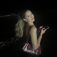 ayseozturk12 profil fotoğrafı