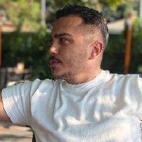 batuhanozkn profil fotoğrafı