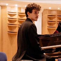 kuzeymuzik0 profil fotoğrafı