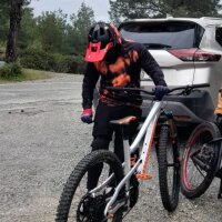 kalelarbak profil fotoğrafı