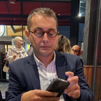 pskmelihozbek profil fotoğrafı