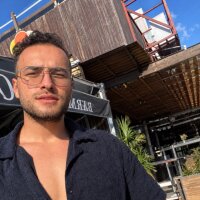 emirhanozturkcom profil fotoğrafı
