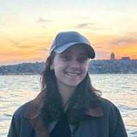 selinaypak profil fotoğrafı