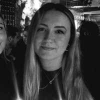 esinozturk profil fotoğrafı
