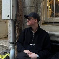 eferikli profil fotoğrafı