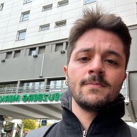 adiguzelburak98 profil fotoğrafı