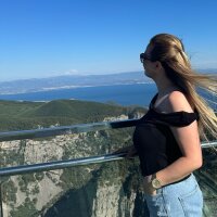 elifarslan61 profil fotoğrafı