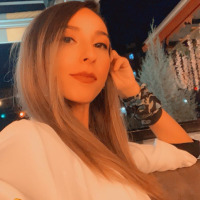 burcuozdmir profil fotoğrafı