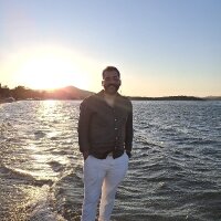 salihkucuk011 profil fotoğrafı