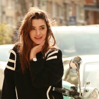 julidekumusakar profil fotoğrafı