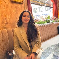 aynelcelik profil fotoğrafı