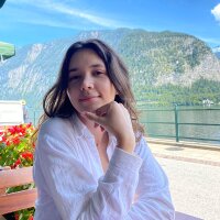 esininanc profil fotoğrafı