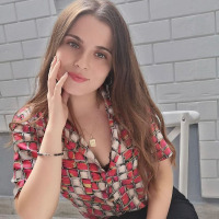 busrabolukoglu profil fotoğrafı