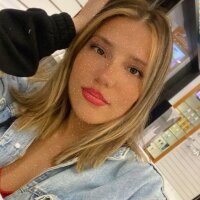 aleynaaydemiir profil fotoğrafı