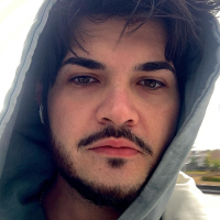 enescaglaroglu profil fotoğrafı