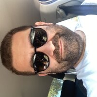 tutluolu profil fotoğrafı
