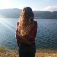 busraselvi profil fotoğrafı