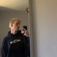 azatks profil fotoğrafı