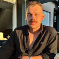 refikhan profil fotoğrafı
