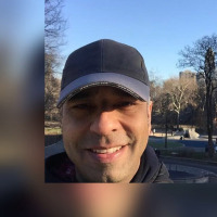yenersever profil fotoğrafı