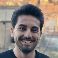 emiiroguz profil fotoğrafı
