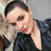 edaburcusenel profil fotoğrafı