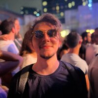mberataras profil fotoğrafı