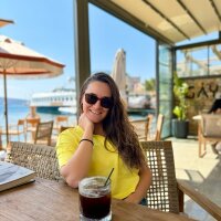 fatosozturk profil fotoğrafı