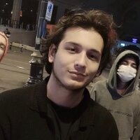 reomee profil fotoğrafı