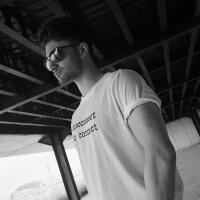 shahrad profil fotoğrafı