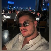 ozanoneyman profil fotoğrafı