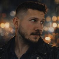 sezeraydnn0 profil fotoğrafı