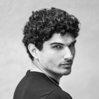 ozanarikan profil fotoğrafı