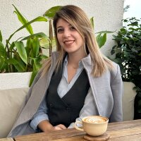 ecemozdemir17 profil fotoğrafı