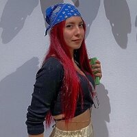 selinpekkonuk profil fotoğrafı