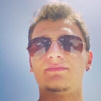 larismus profil fotoğrafı