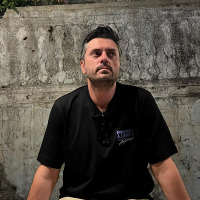erdemozerr profil fotoğrafı