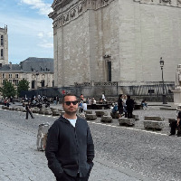 oguzkonyali profil fotoğrafı