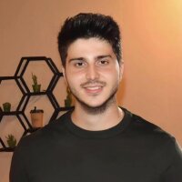 alierenadaber profil fotoğrafı