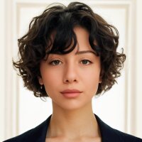 esmaozmis profil fotoğrafı