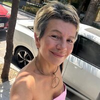 yekrutolan profil fotoğrafı