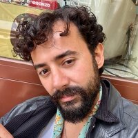 ozgurgecgel profil fotoğrafı