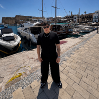 demirdemirhan profil fotoğrafı
