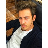 emrhnks profil fotoğrafı