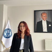 uzmodycerenbodur profil fotoğrafı