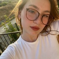 ozgucemred0505 profil fotoğrafı