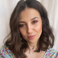simsektugce profil fotoğrafı