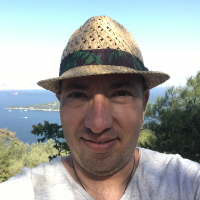 artemizguler profil fotoğrafı